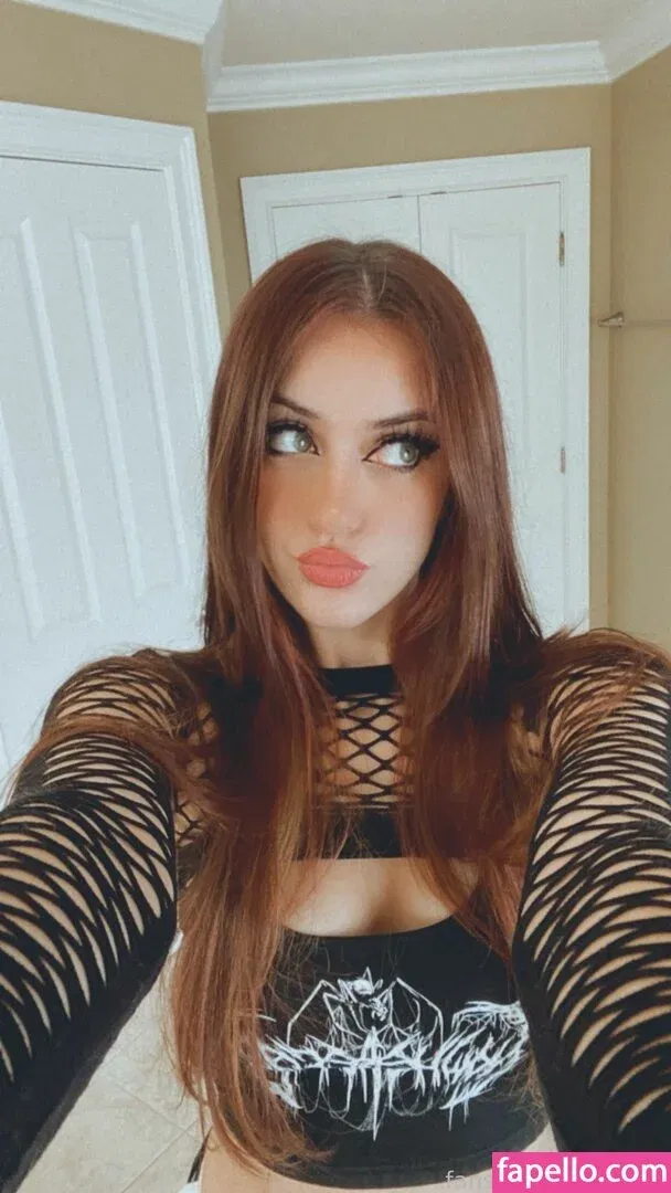 luweazl Onlyfans Photo Gallery 