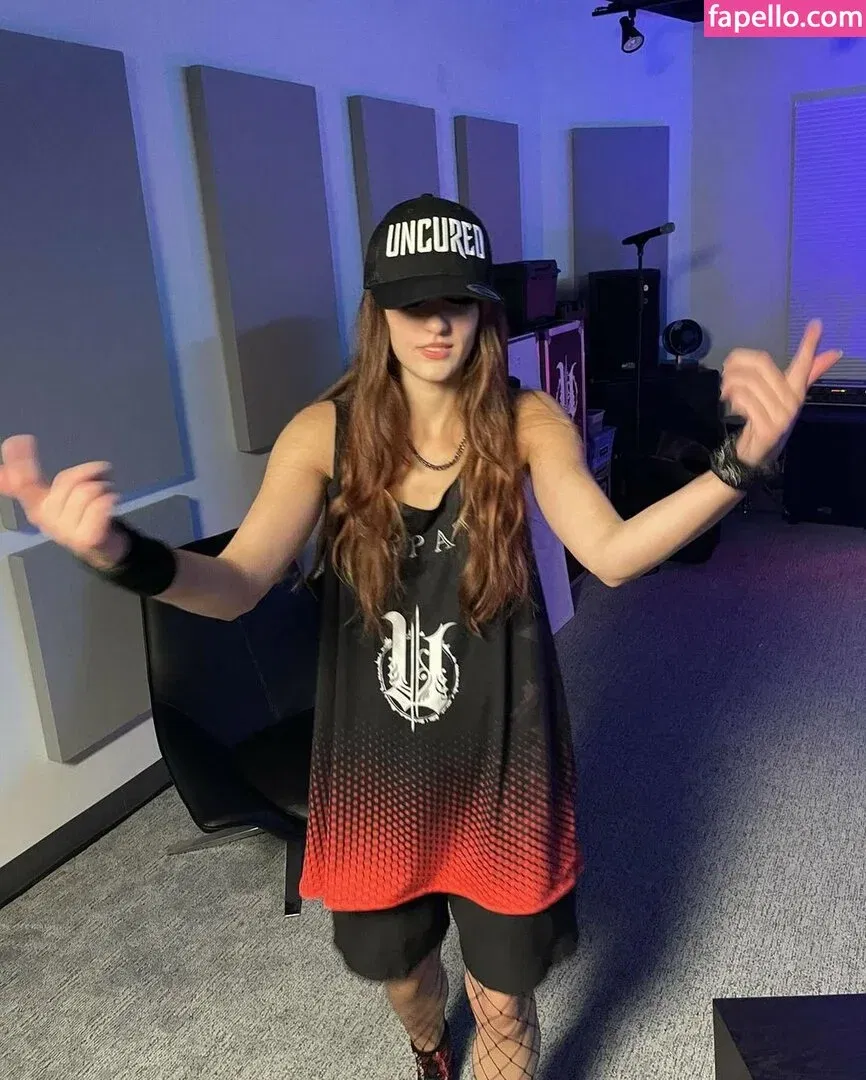 luweazl Onlyfans Photo Gallery 