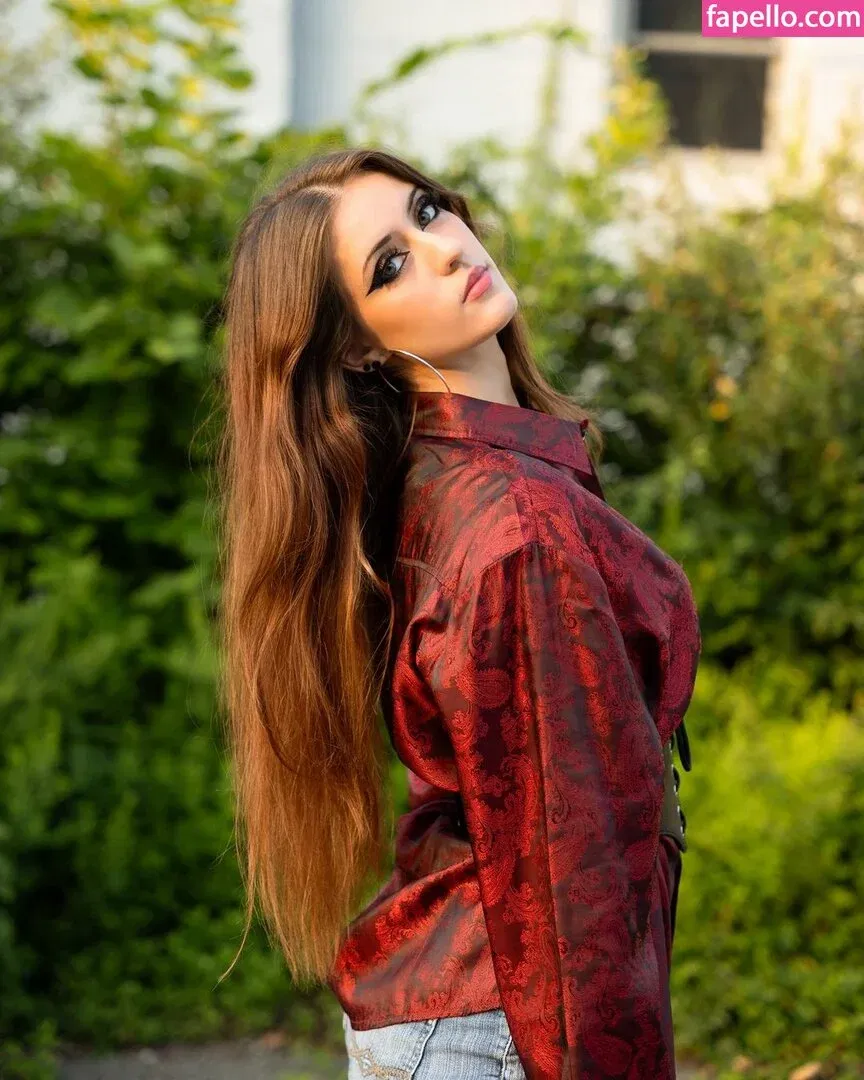 luweazl Onlyfans Photo Gallery 