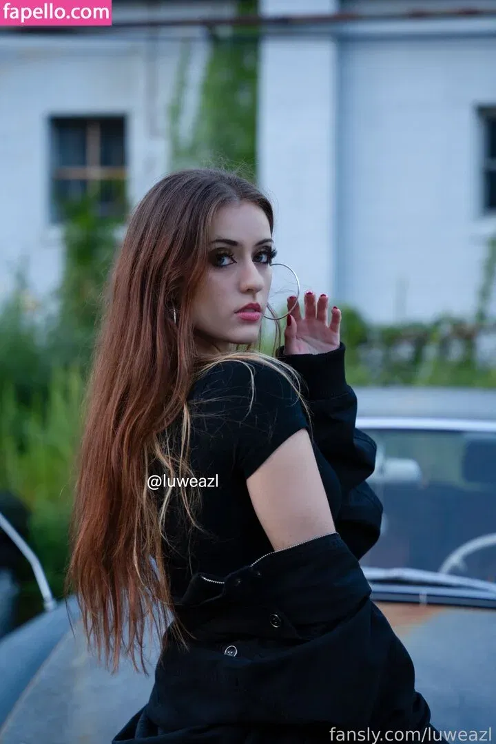 luweazl Onlyfans Photo Gallery 