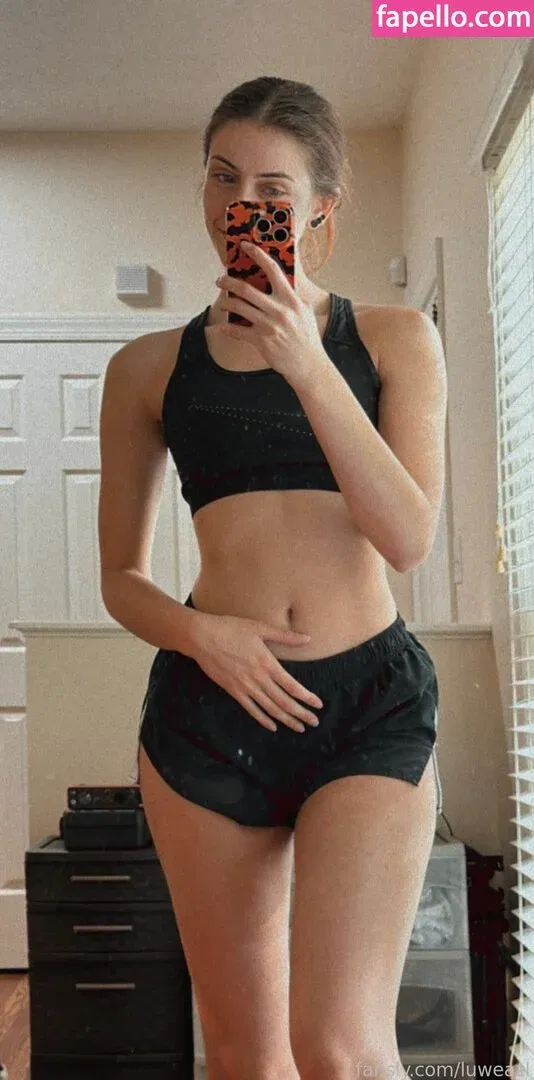 luweazl Onlyfans Photo Gallery 