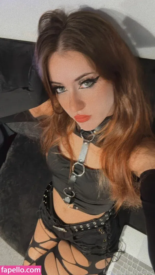 luweazl Onlyfans Photo Gallery 
