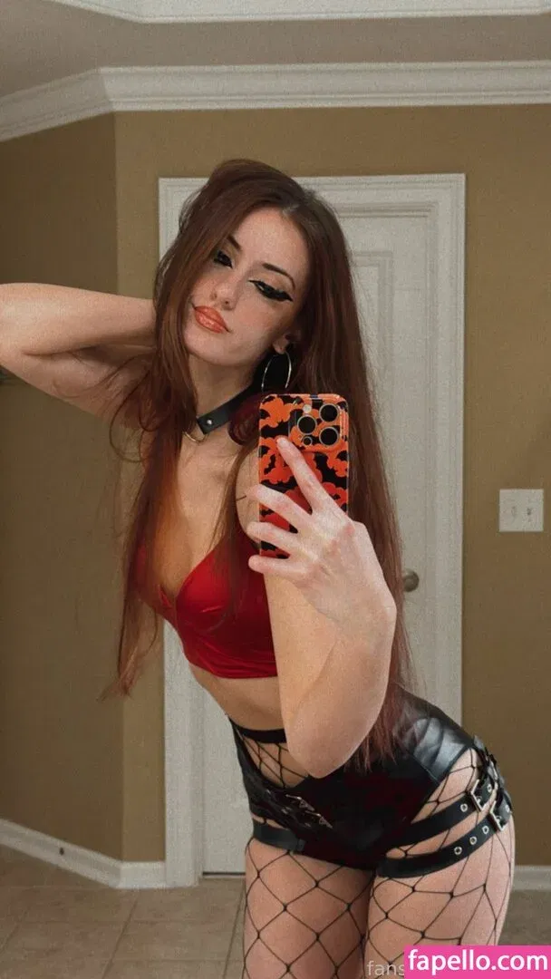 luweazl Onlyfans Photo Gallery 