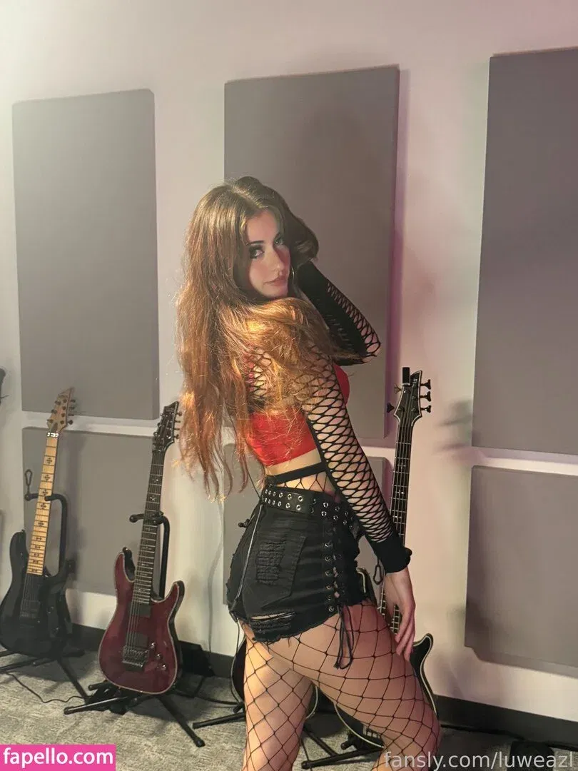 luweazl Onlyfans Photo Gallery 