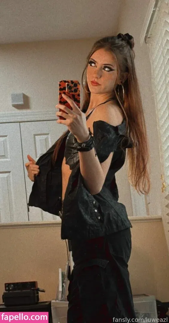 luweazl Onlyfans Photo Gallery 