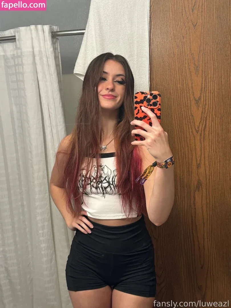 luweazl Onlyfans Photo Gallery 