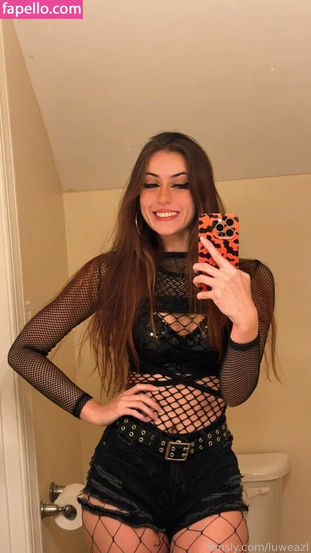 luweazl Onlyfans Photo Gallery 