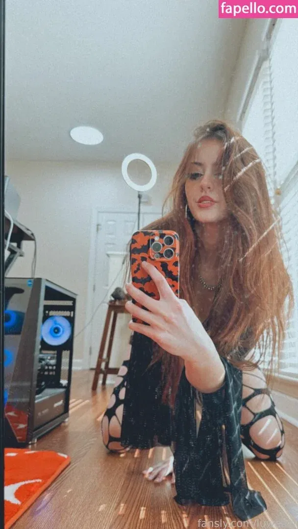 luweazl Onlyfans Photo Gallery 