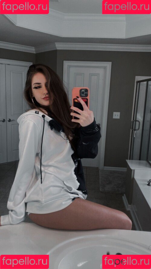 luweazl Onlyfans Photo Gallery 