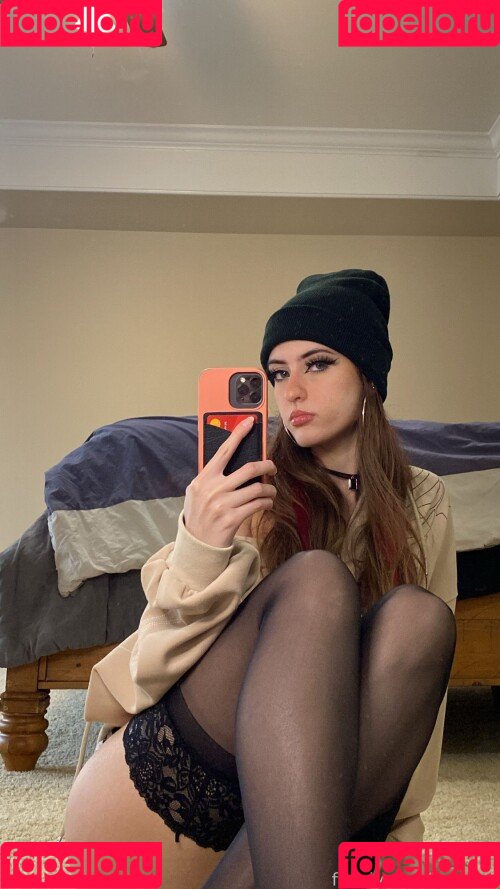 luweazl Onlyfans Photo Gallery 