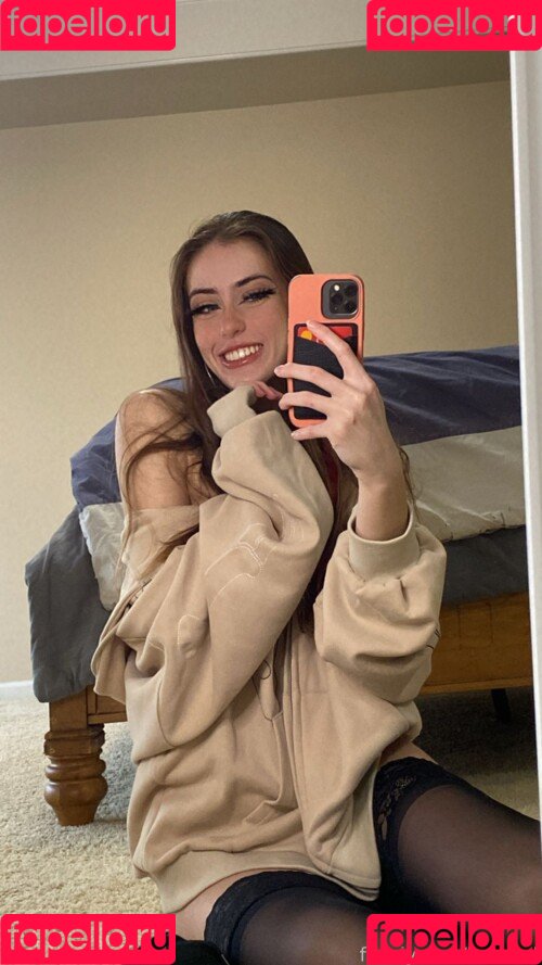 luweazl Onlyfans Photo Gallery 