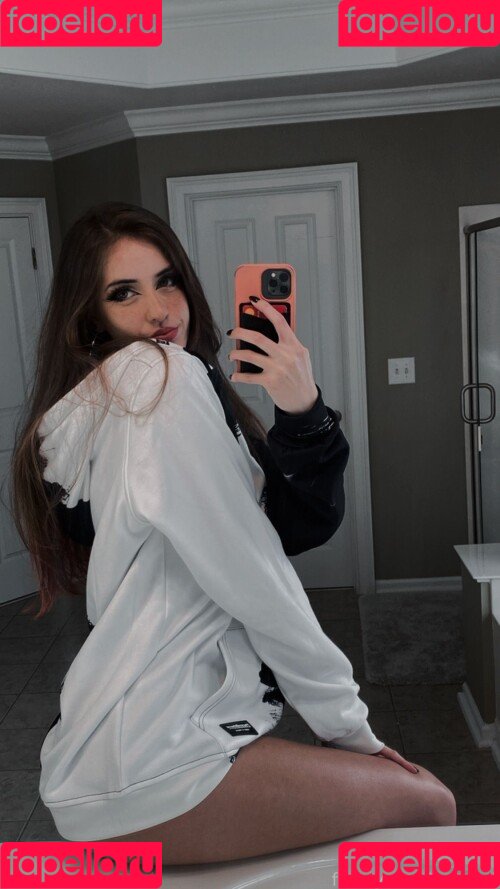 luweazl Onlyfans Photo Gallery 