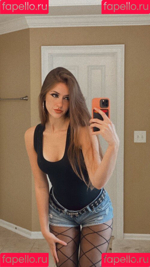 luweazl Onlyfans Photo Gallery 