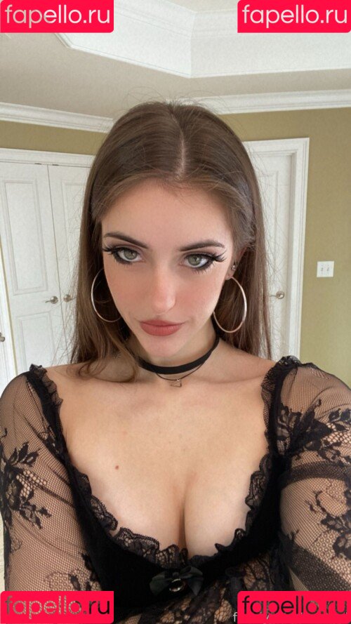 luweazl Onlyfans Photo Gallery 