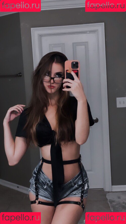 luweazl Onlyfans Photo Gallery 