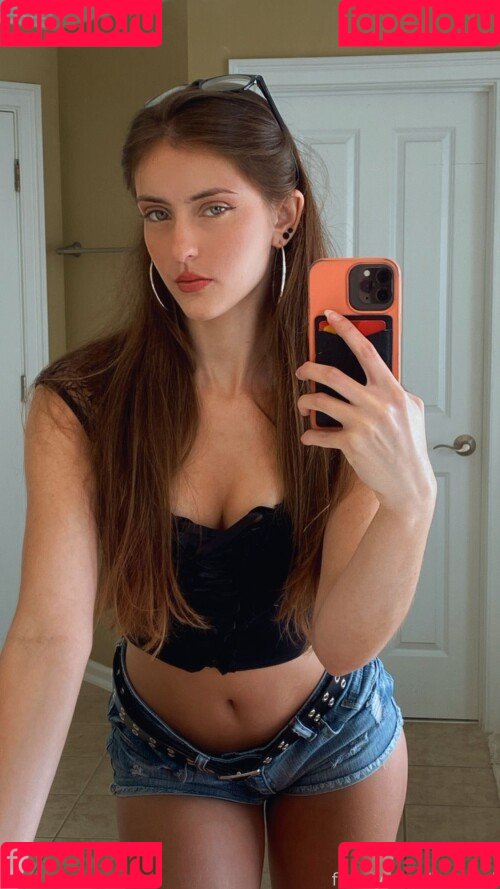 luweazl Onlyfans Photo Gallery 