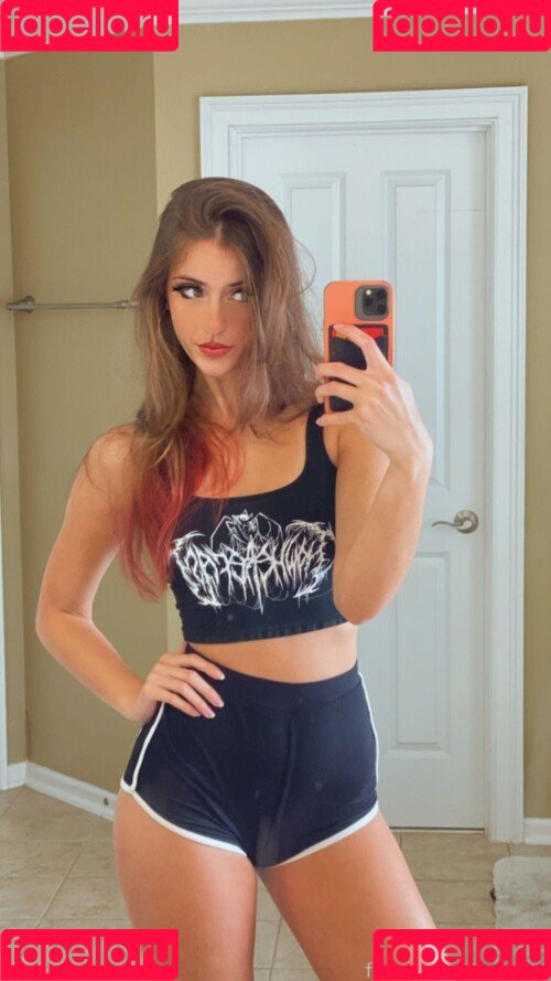 luweazl Onlyfans Photo Gallery 