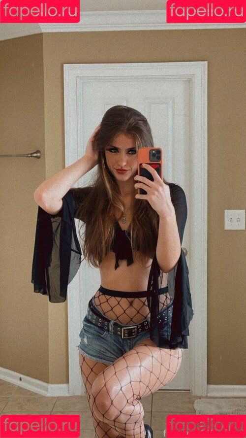 luweazl Onlyfans Photo Gallery 