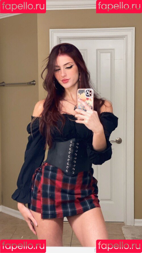 luweazl Onlyfans Photo Gallery 