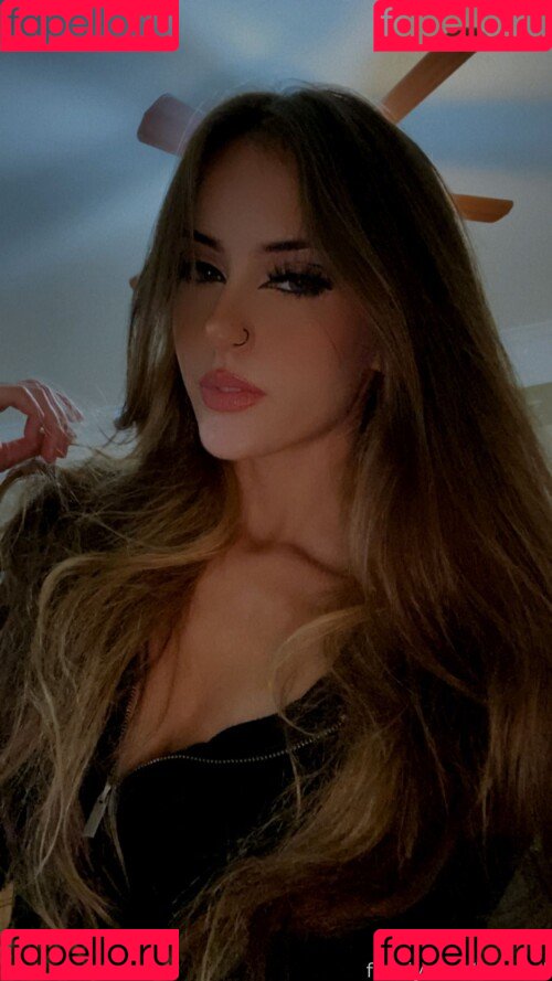 luweazl Onlyfans Photo Gallery 