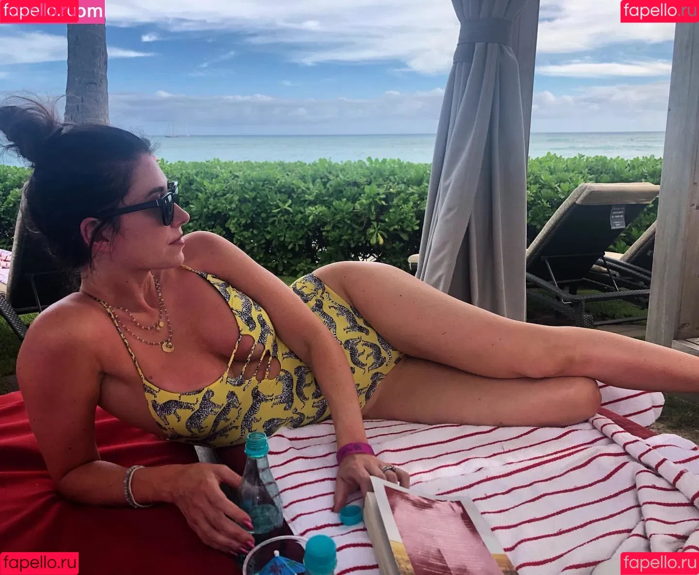 Jewel Staite Onlyfans Photo Gallery 