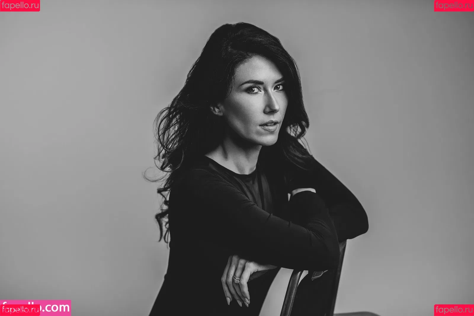 Jewel Staite Onlyfans Photo Gallery 
