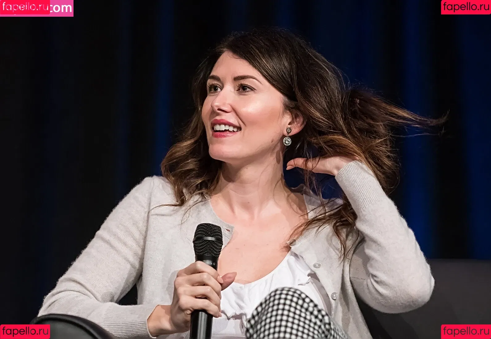 Jewel Staite Onlyfans Photo Gallery 