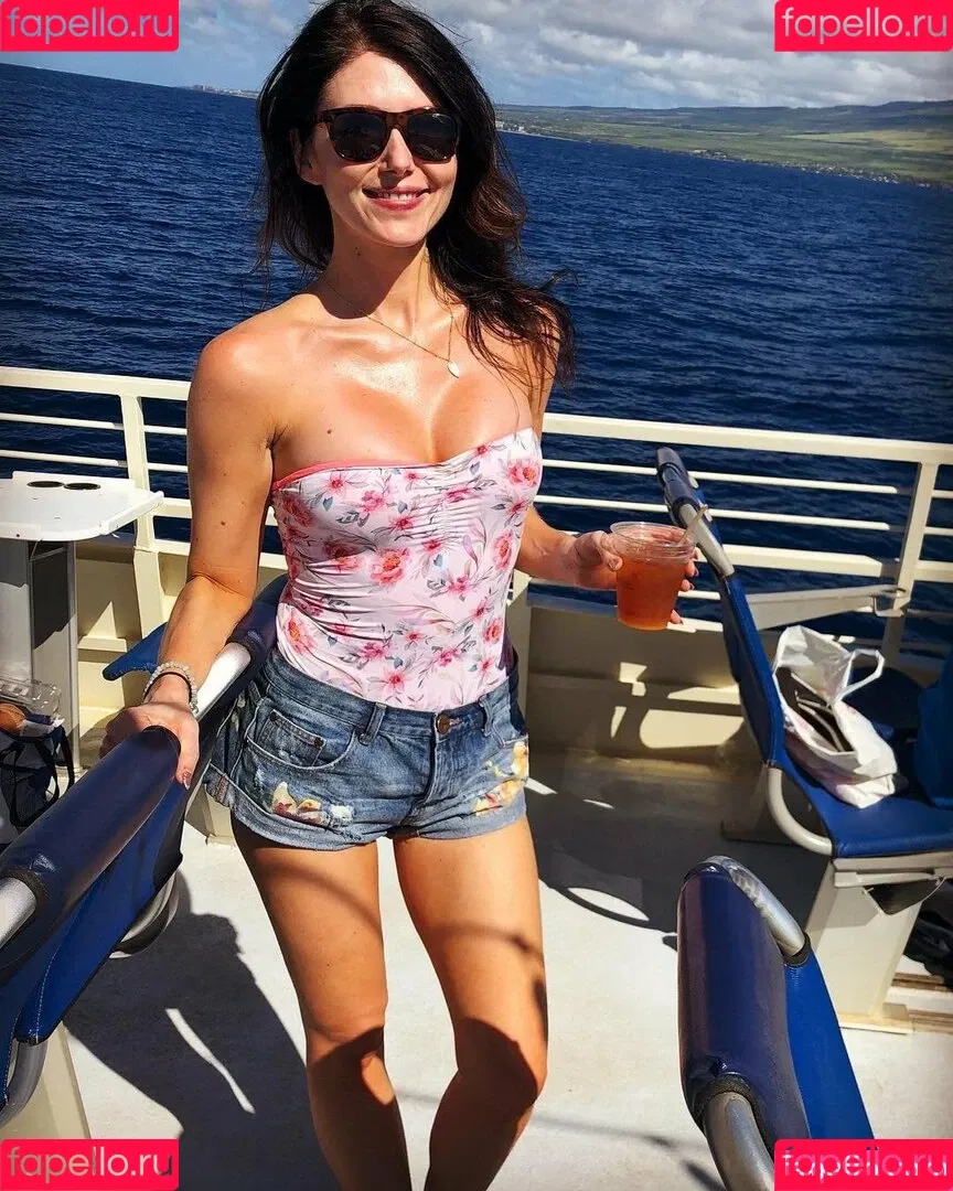 Jewel Staite Onlyfans Photo Gallery 