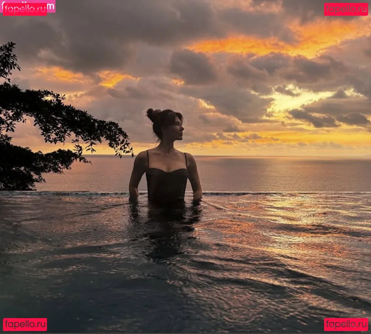 Jewel Staite Onlyfans Photo Gallery 