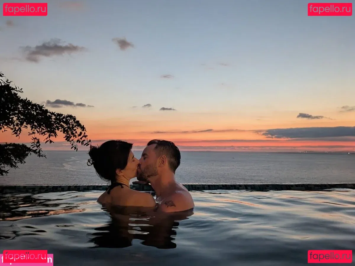 Jewel Staite Onlyfans Photo Gallery 