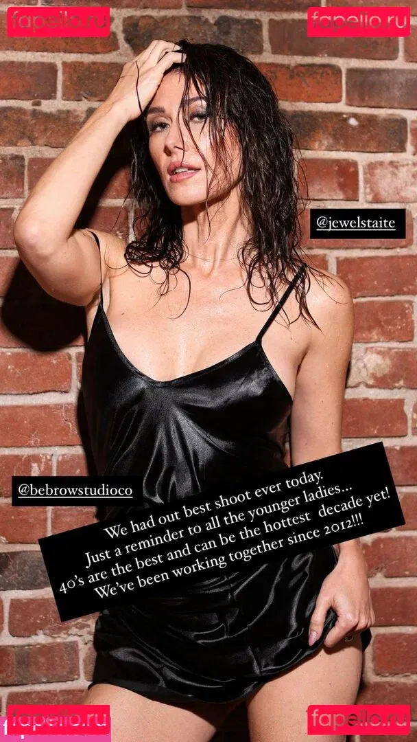 Jewel Staite Onlyfans Photo Gallery 