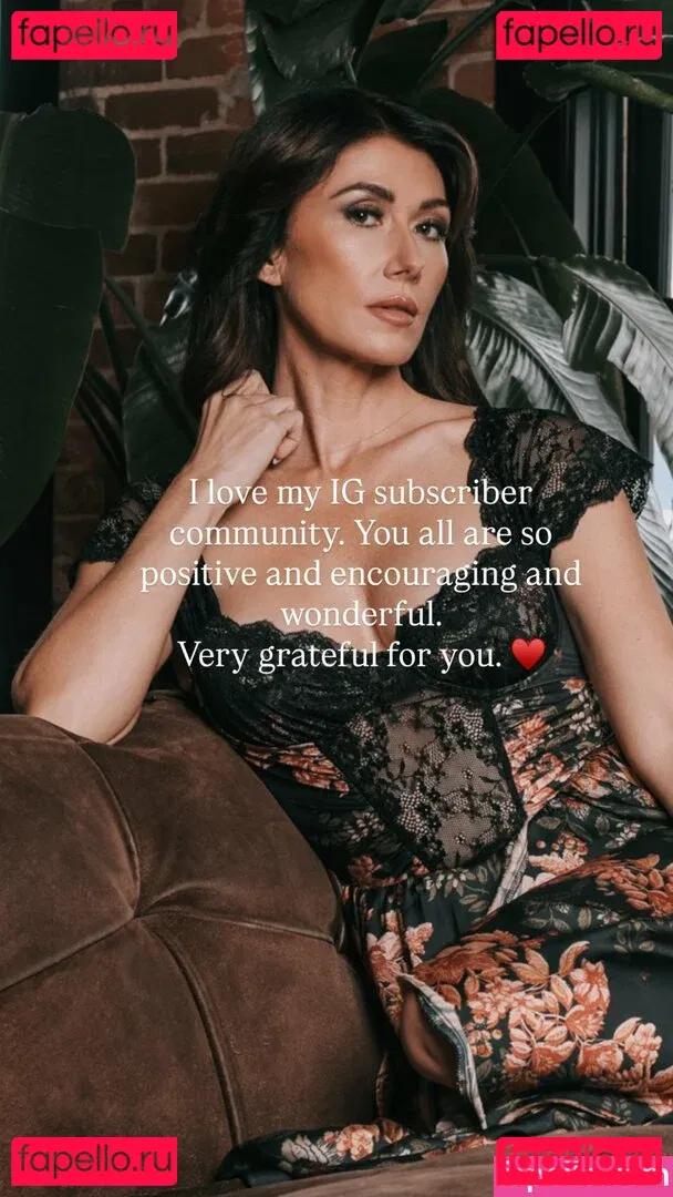 Jewel Staite Onlyfans Photo Gallery 