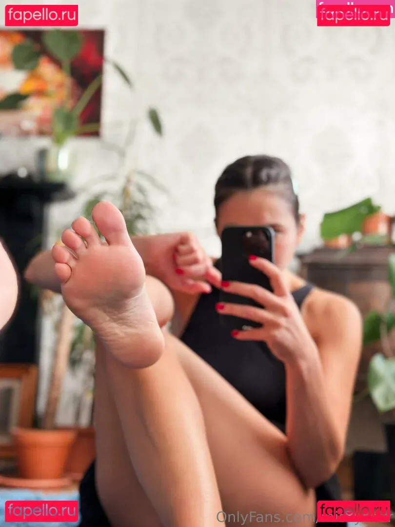 miskysour Onlyfans Photo Gallery 