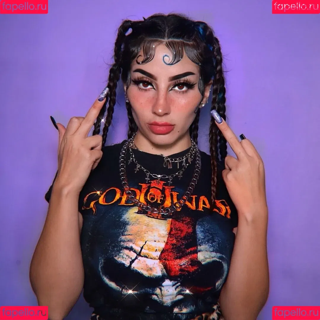 Vai Monroe Onlyfans Photo Gallery 