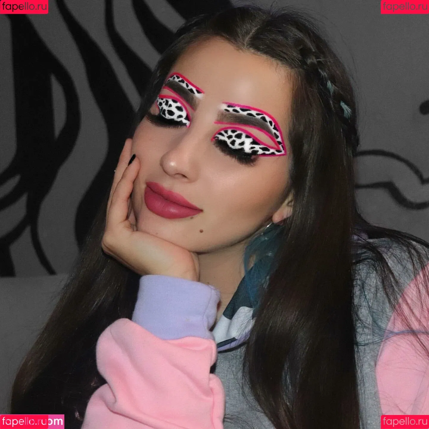 Vai Monroe Onlyfans Photo Gallery 