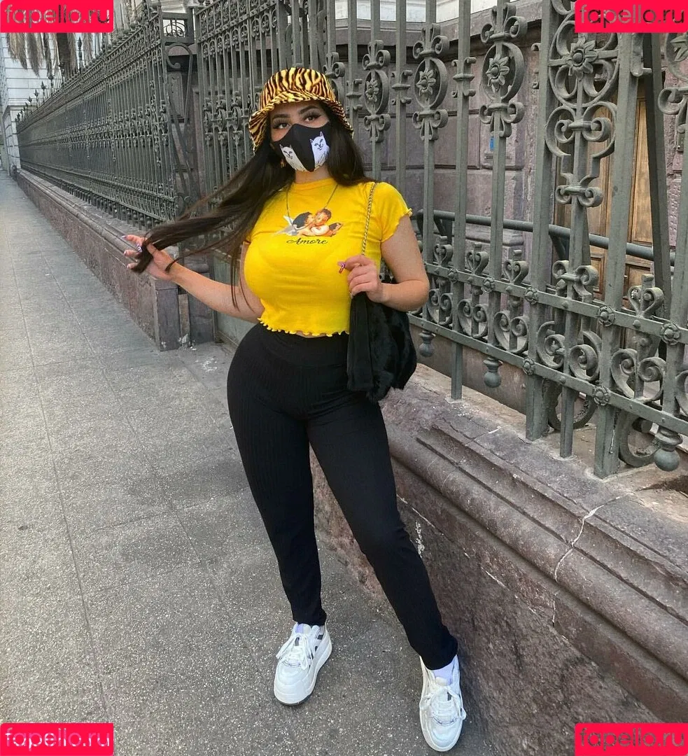 Vai Monroe Onlyfans Photo Gallery 