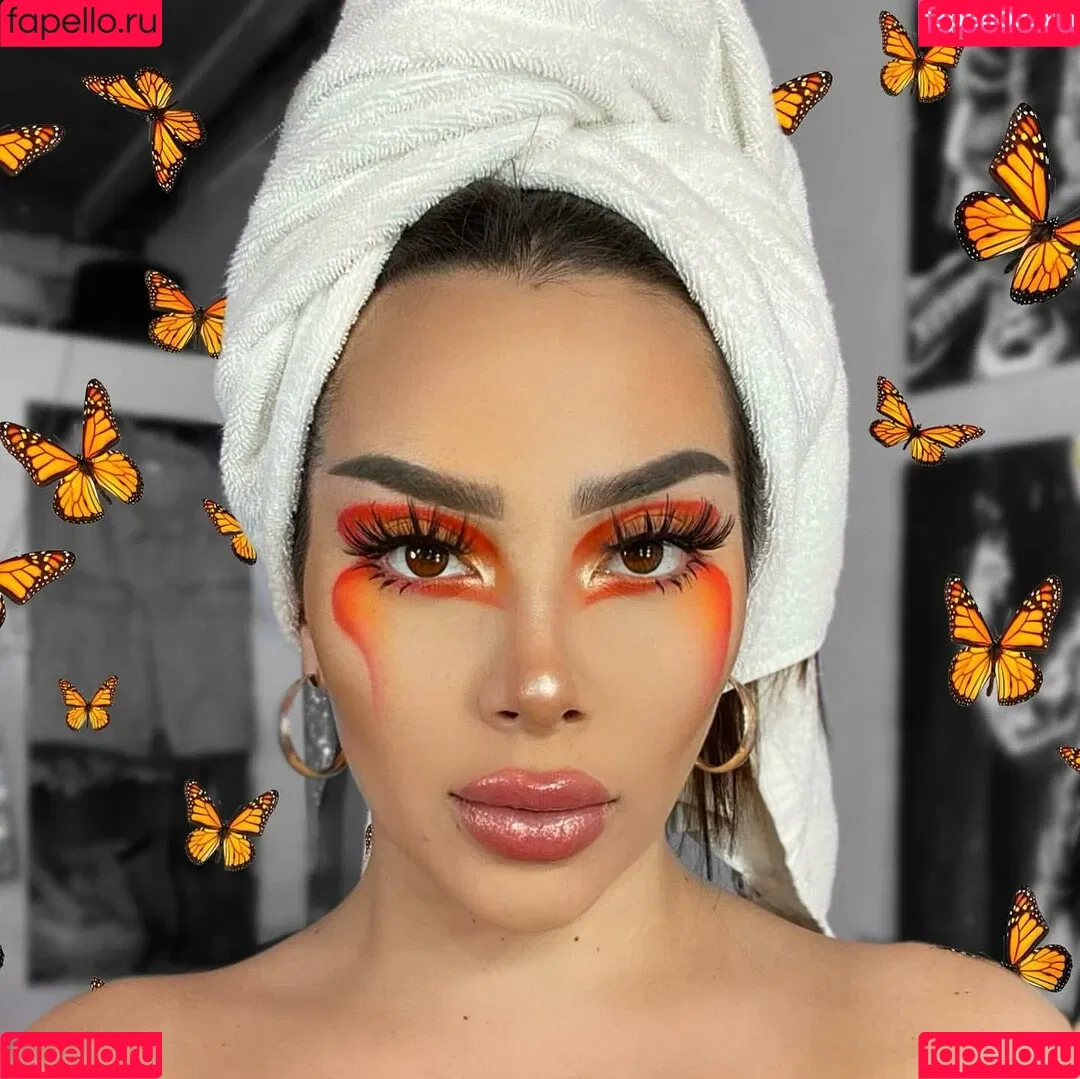 Vai Monroe Onlyfans Photo Gallery 