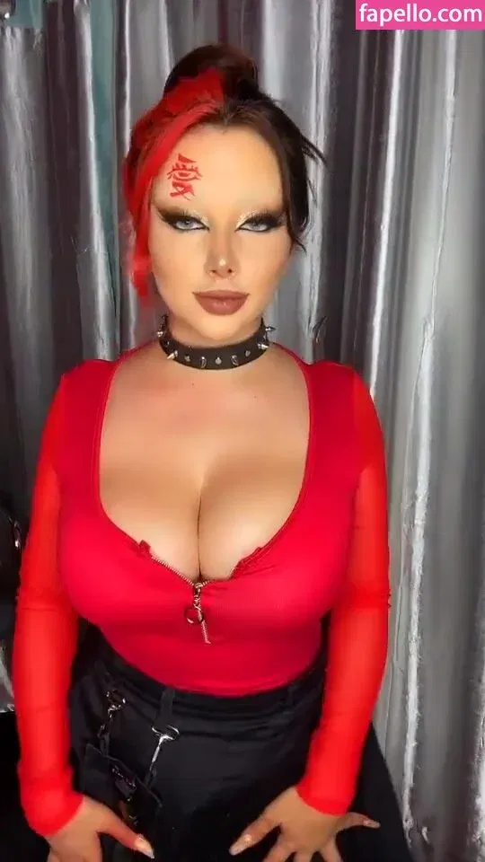 Vai Monroe Onlyfans Photo Gallery 