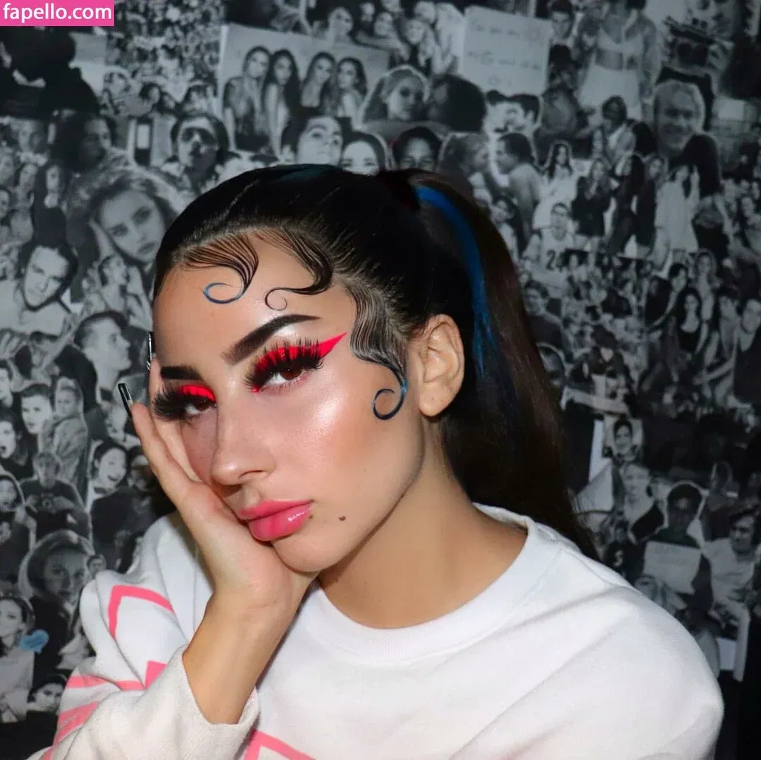 Vai Monroe Onlyfans Photo Gallery 