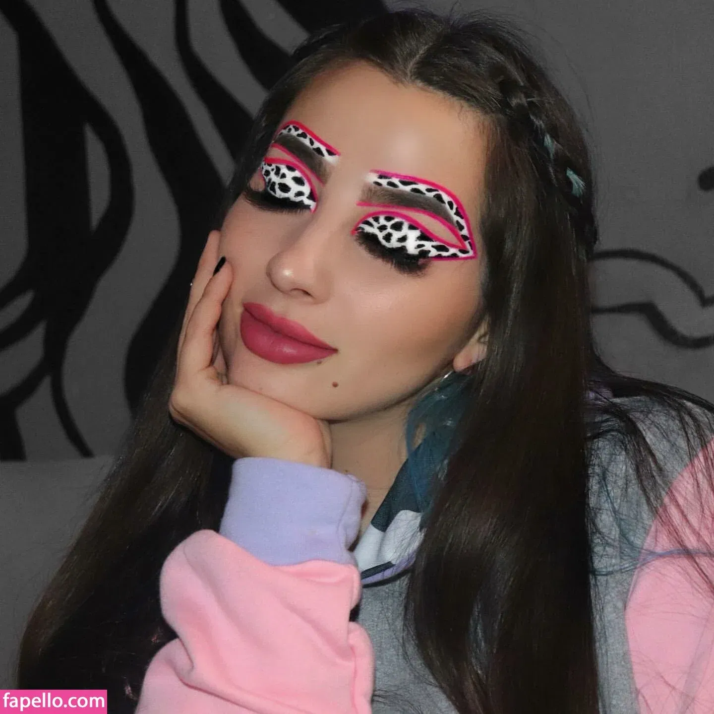 Vai Monroe Onlyfans Photo Gallery 