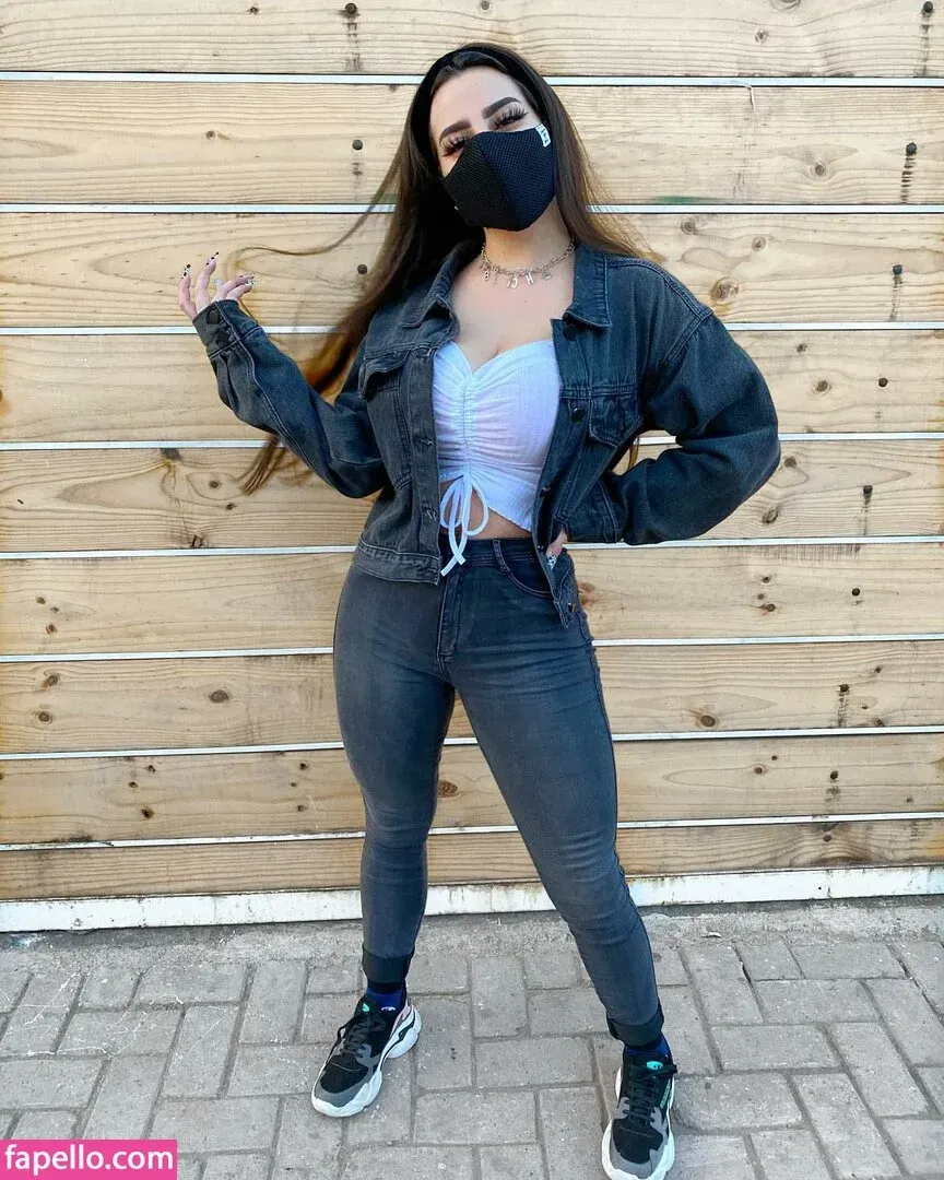 Vai Monroe Onlyfans Photo Gallery 