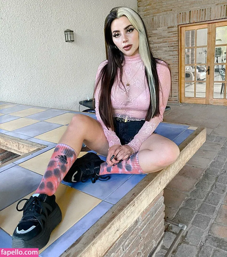 Vai Monroe Onlyfans Photo Gallery 