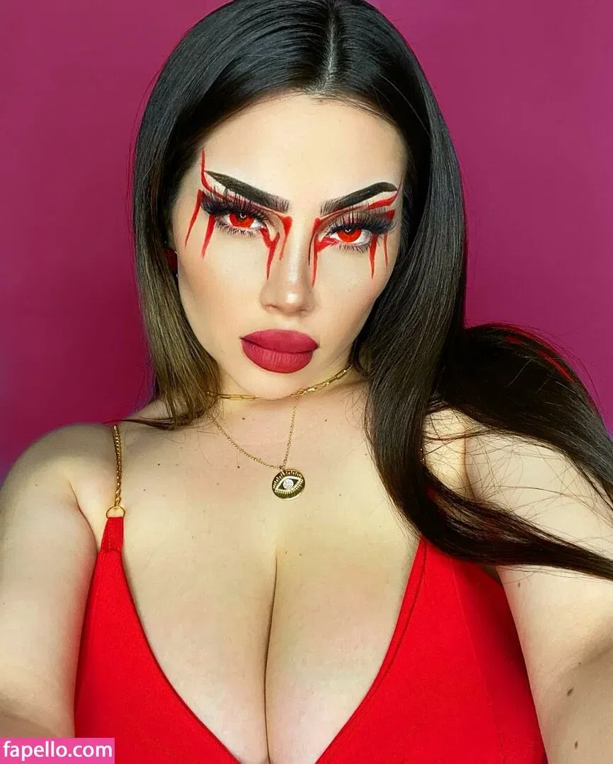 Vai Monroe Onlyfans Photo Gallery 