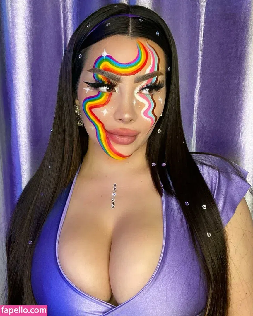 Vai Monroe Onlyfans Photo Gallery 