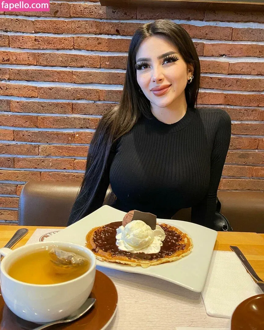 Vai Monroe Onlyfans Photo Gallery 