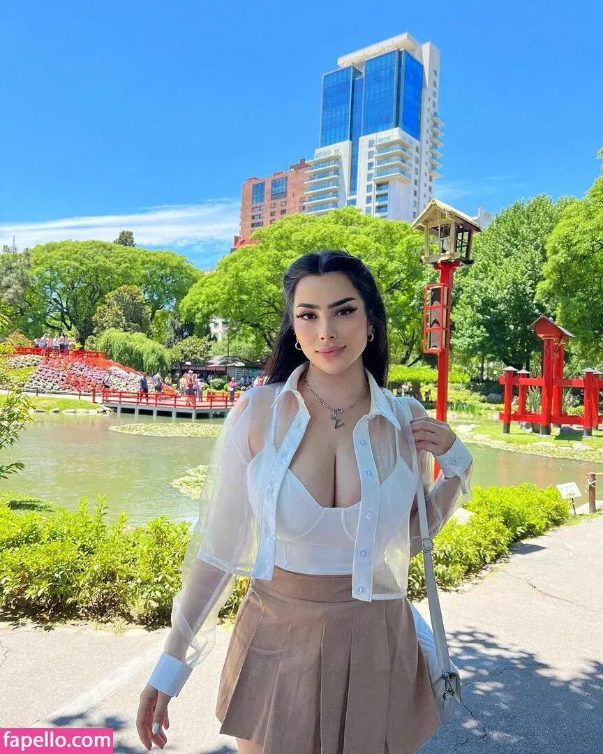 Vai Monroe Onlyfans Photo Gallery 