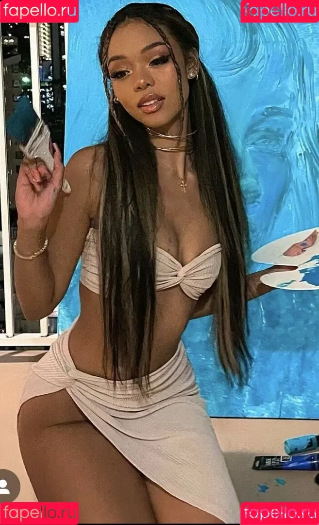 Stephanie Hikaru Onlyfans Photo Gallery 