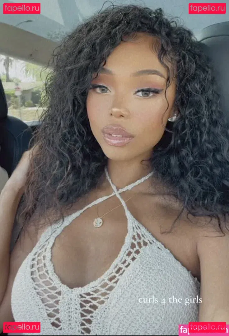 Stephanie Hikaru Onlyfans Photo Gallery 