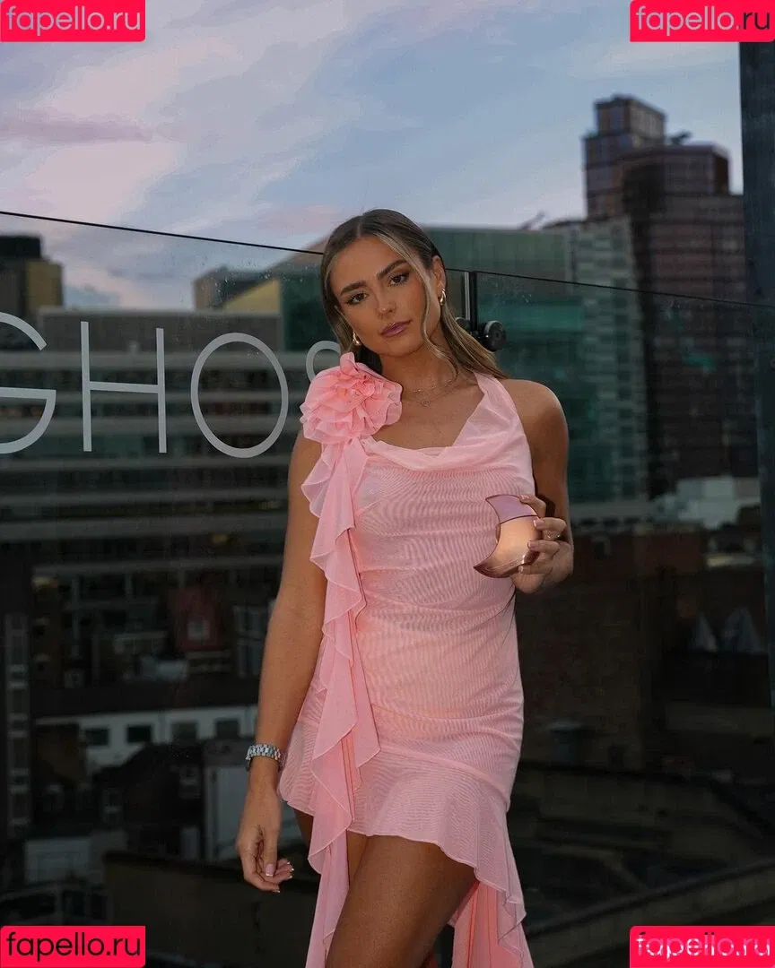 Leah Taylor Onlyfans Photo Gallery 