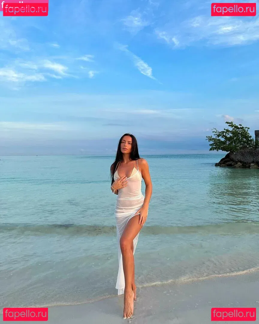 Leah Taylor Onlyfans Photo Gallery 